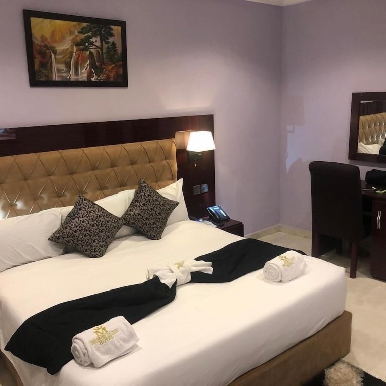 Deluxe Zimmer Mesorein Luxury Hotel