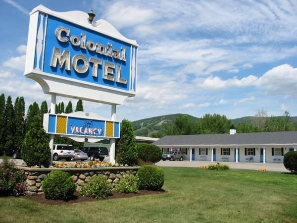 Номер Standard Colonial Motel