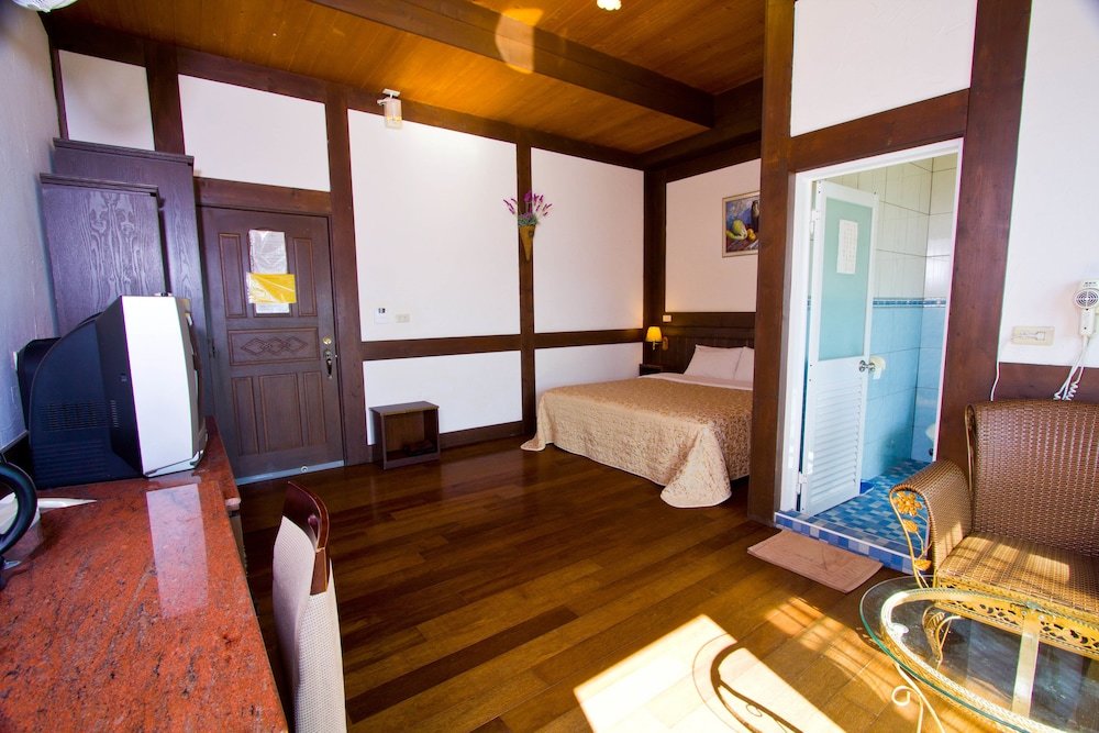Standard Doppel Zimmer mit Bergblick Maple Leaf Holiday Villa