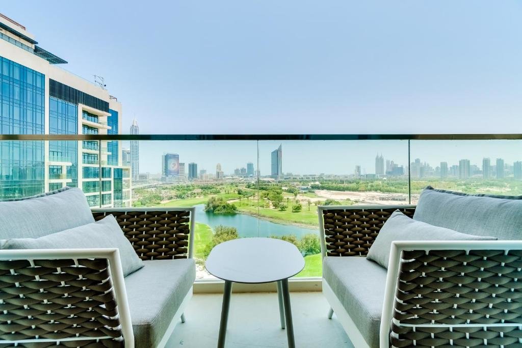 Апартаменты с 2 комнатами с видом на поле для гольфа Vida Emirates Hills Residences