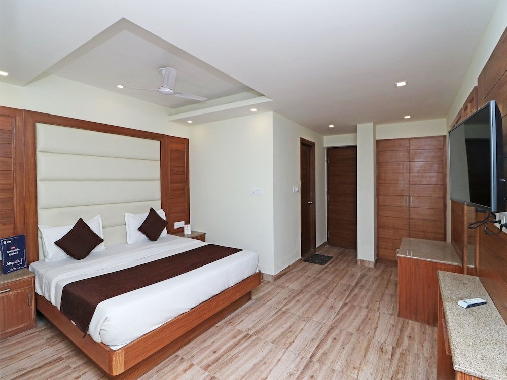 Deluxe room OYO 13908 Hotel India