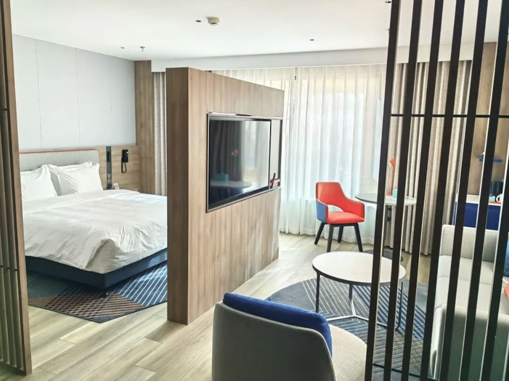 Double suite Holiday Inn Express Yuhuan Wetland Park, an IHG Hotel