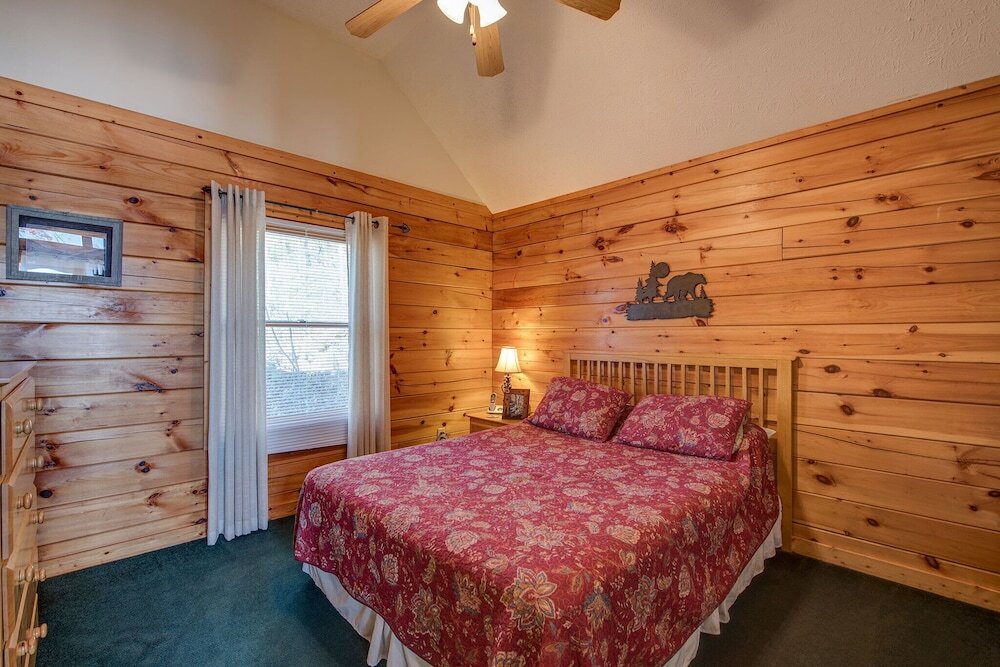 Standard chambre Blue Mist View, 2 Bedrooms, Sleeps 6, Hot Tub, Pool Access, HDTV, Fireplace