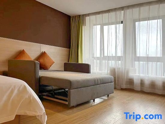Business Suite IU Hotel Chongqing Longtou Temple North Railway Station
