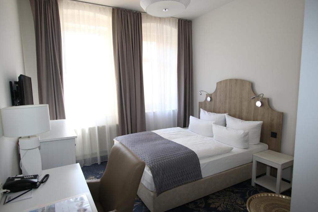 Номер Economy Hotel Via Regia - VIAs-Hotels
