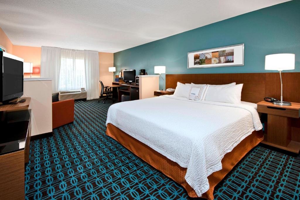 Suite Fairfield Inn & Suites Raleigh Durham Airport Research Triangle Park