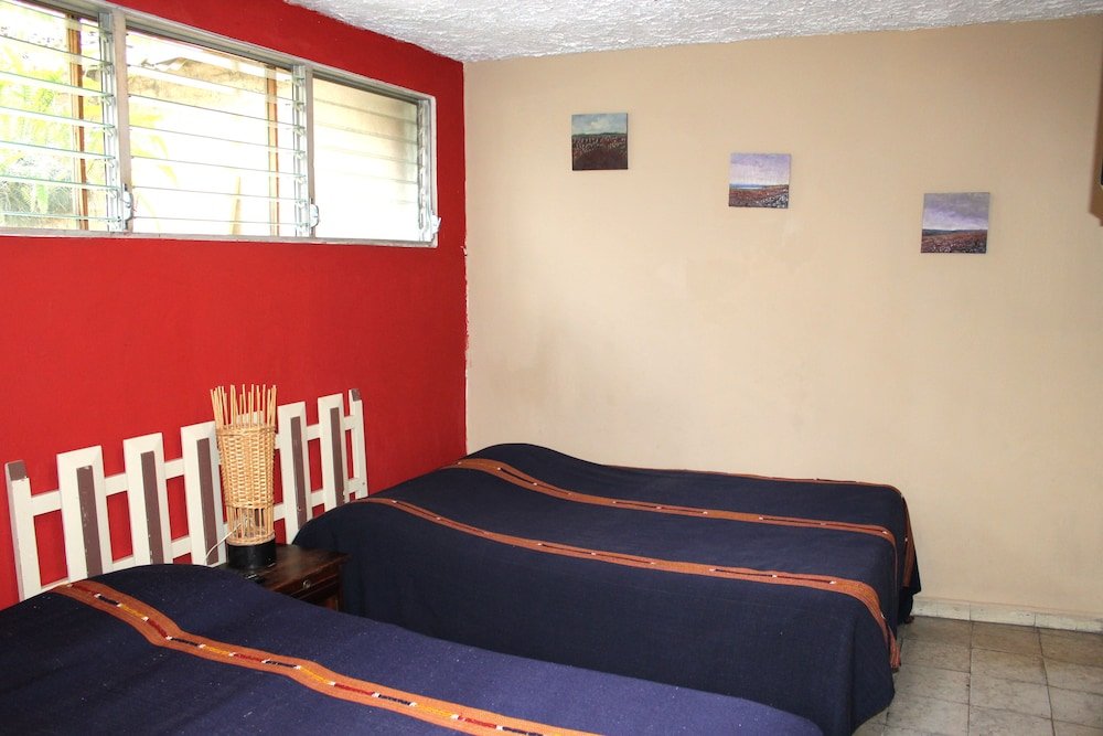 Deluxe Vierer Zimmer Ximena s Guest House