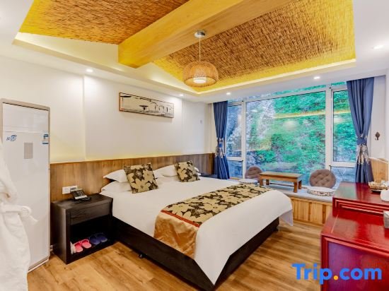 Suite Huangshan Qingtan Peak No. 6 Theme Bed and Breakfast