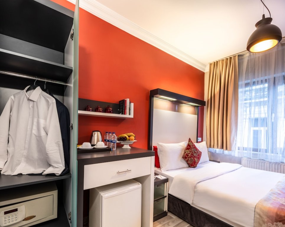 Economy room Platine Hotels & Suites