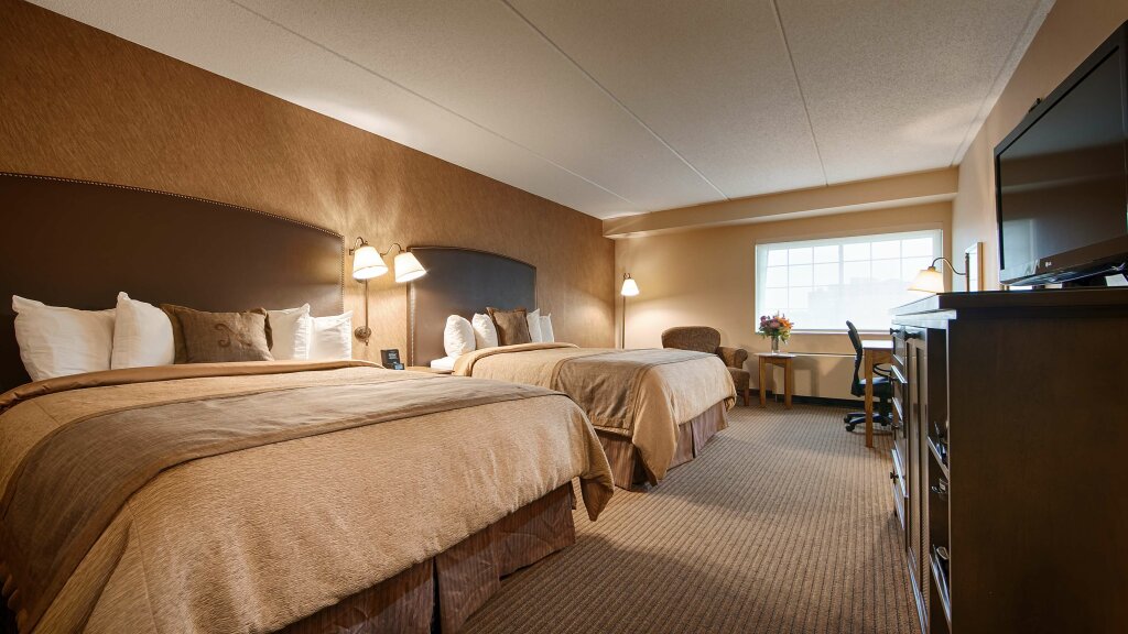 Standard Vierer Zimmer Best Western Plus The Normandy Inn & Suites