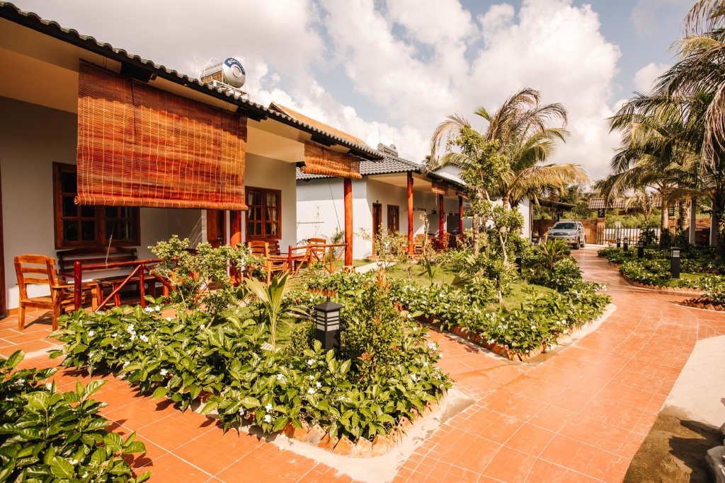 Habitación familiar Estándar con vista al jardín Palm Hills Resort
