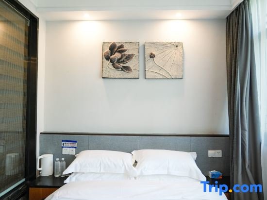 Standard Double room Younique Aranya Resort Hotel Hangzhou