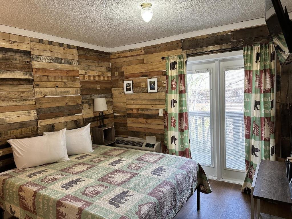 Habitación triple Estándar con balcón Ski Mountain Lodge