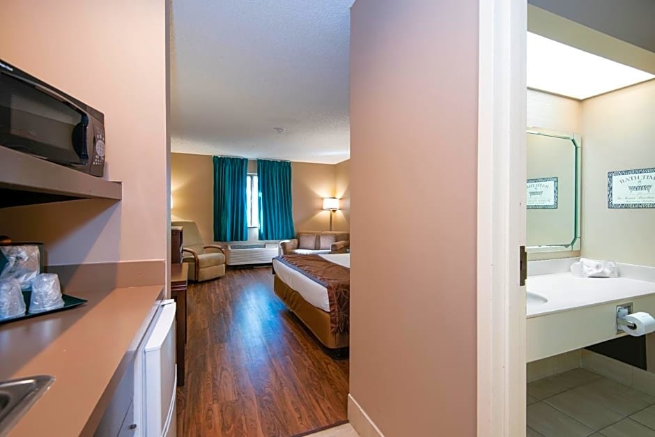 Номер Standard Guest Inn & Suites - Midtown Medical Center