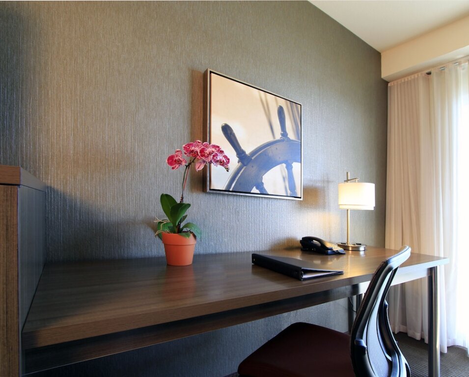 Standard Vierer Zimmer mit Stadtblick Executive Inn & Suites Embarcadero Cove