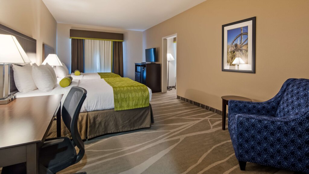 Double Suite Best Western Plus Denver City Hotel and Suites