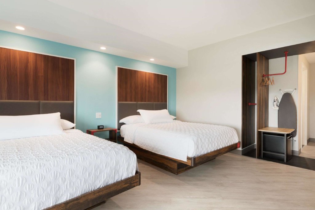 Standard Doppel Zimmer Tru by Hilton Lancaster East