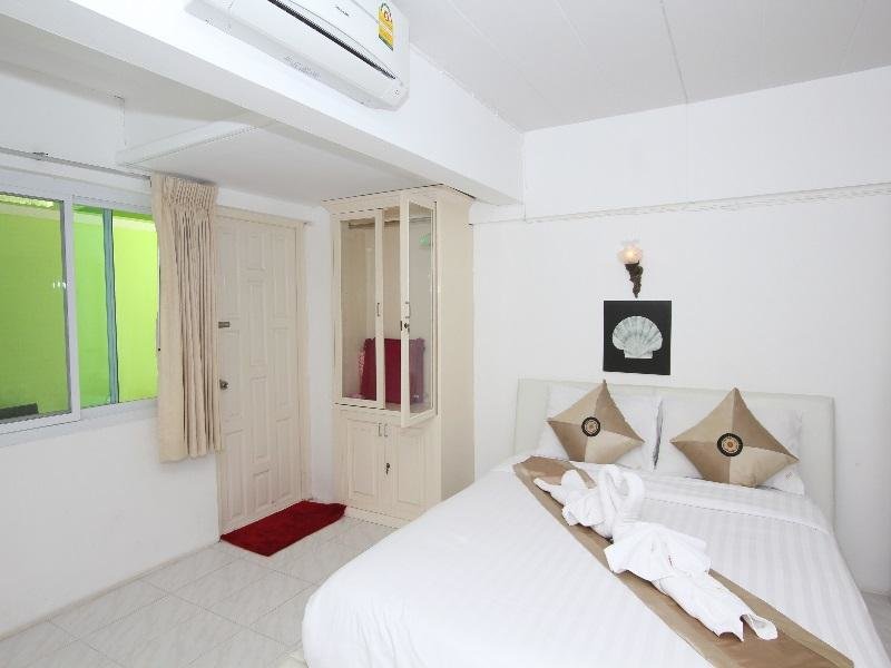 Standard Doppel Zimmer Maria Room for Rent Hua Hin