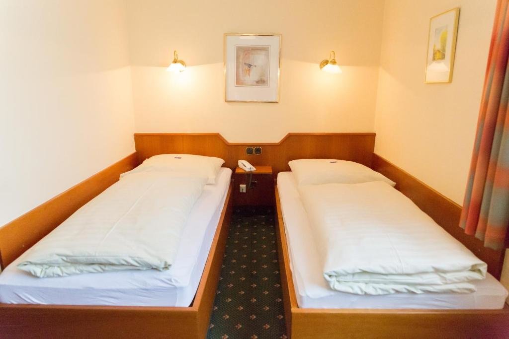 Standard Doppel Zimmer Hotel Cosima