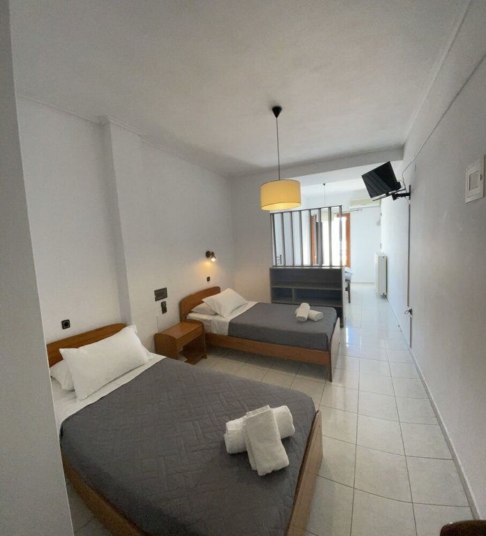 Standard Quadruple room with balcony and with sea view Oscar Hotel Lefkada
