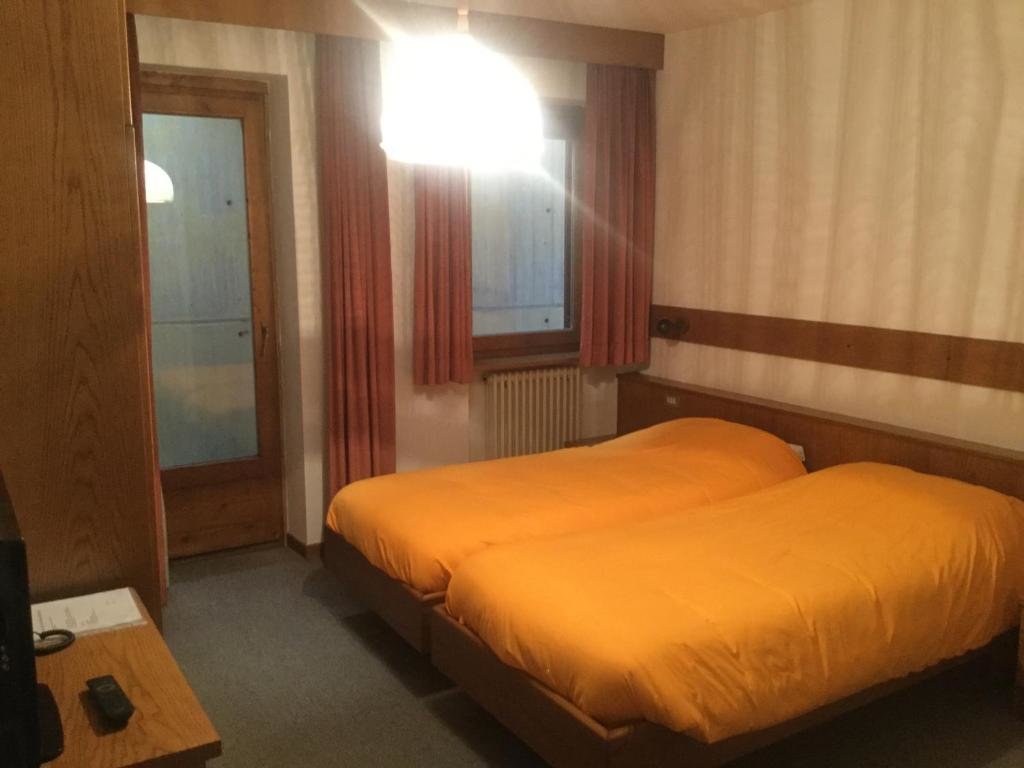 Standard Zimmer Hotel Alpenrose