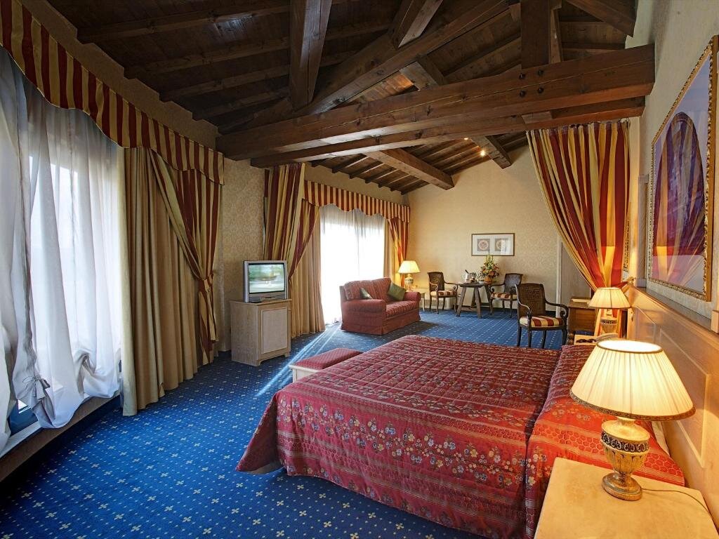 Suite Hotel Orologio