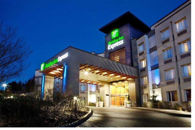 Номер Executive Holiday Inn Express & Suites Langley, an IHG Hotel