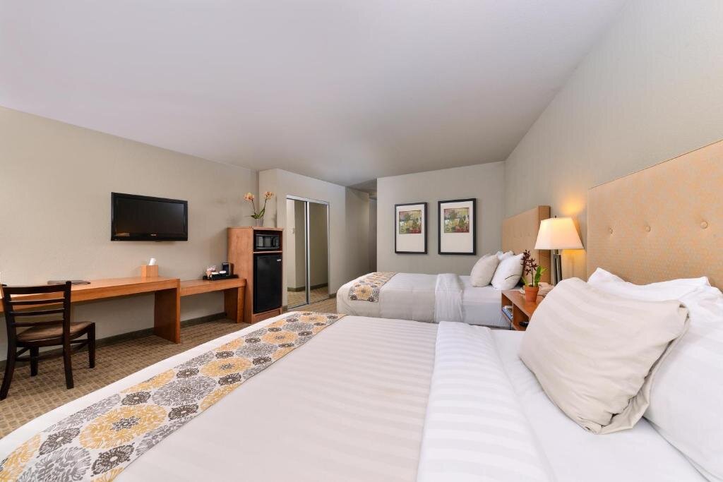Standard Doppel Zimmer Gaia Hotel & Spa Redding, Ascend Hotel Collection