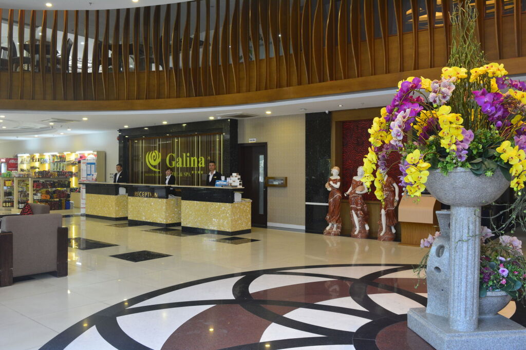 Yasaka Saigon Nha Trang Hotel & Spa 4*