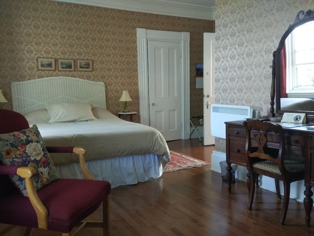 Номер Standard Homeport Historic Bed & Breakfast/Inn c 1858