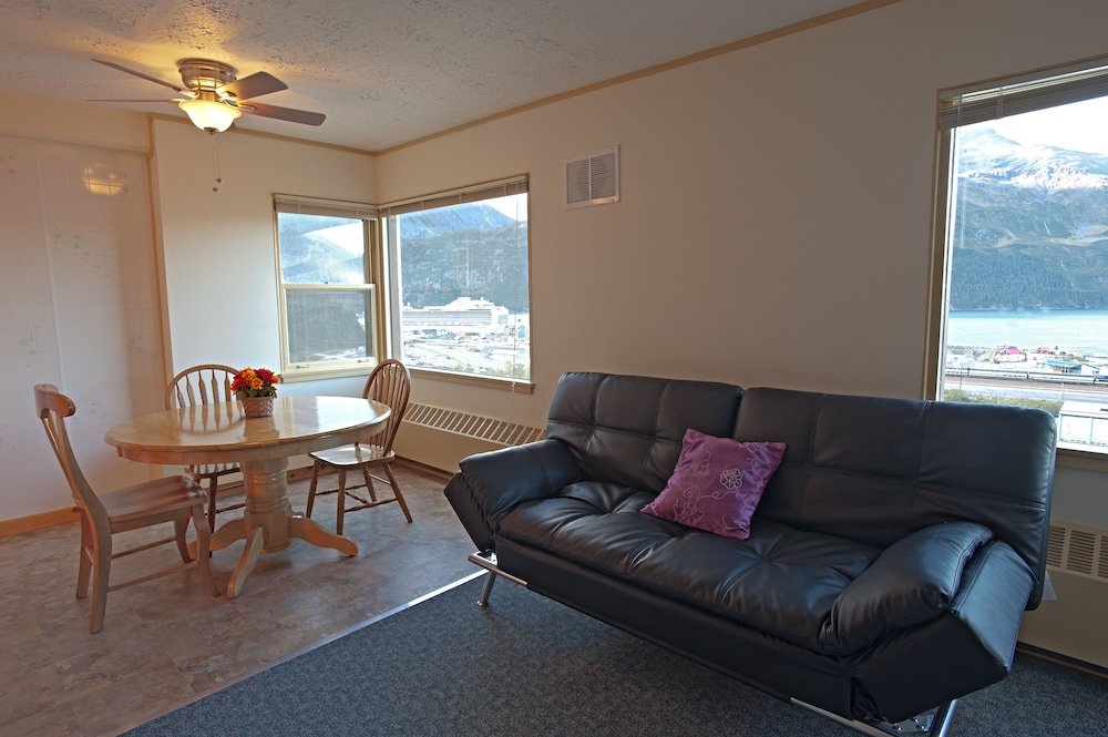 Apartamento 2 dormitorios con vista al océano Glacier View Condo Suites