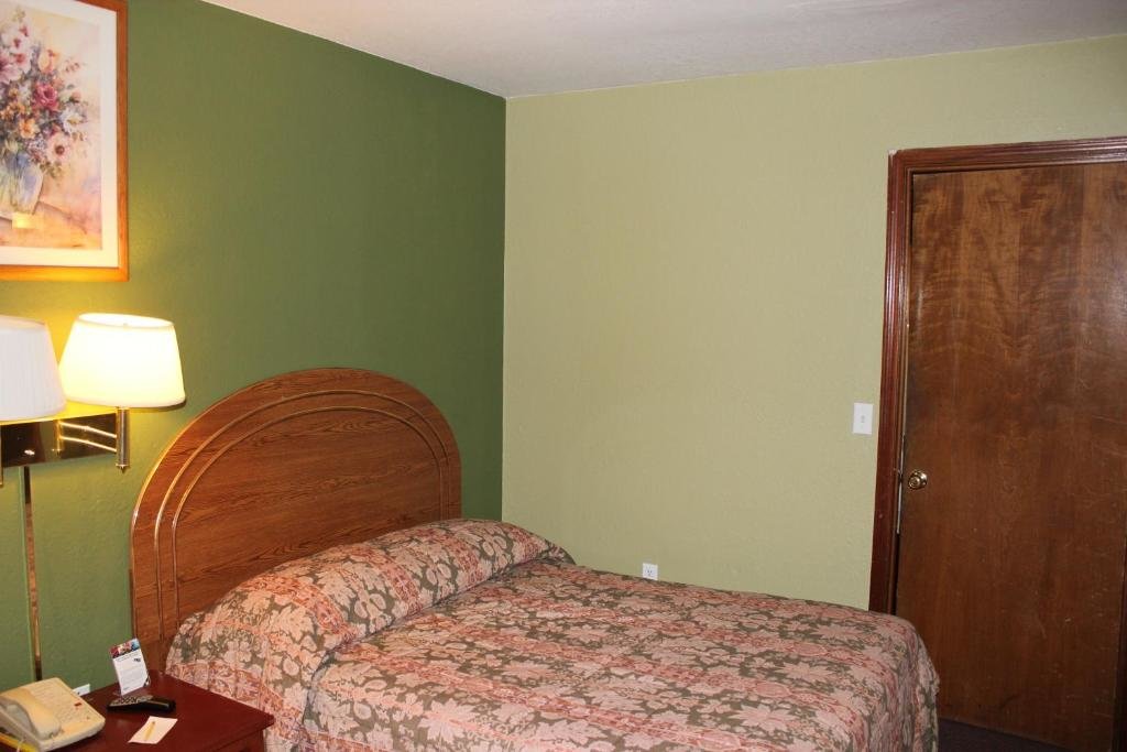Standard Doppel Zimmer Oak Hill Inn & Suites