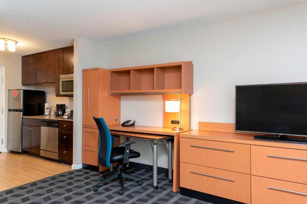 Люкс TownePlace Suites Fort Wayne North
