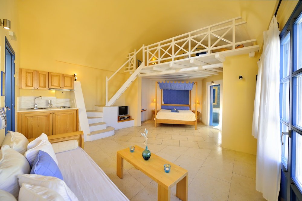 Habitación Estándar dúplex con balcón Tamarix Del Mar Suites