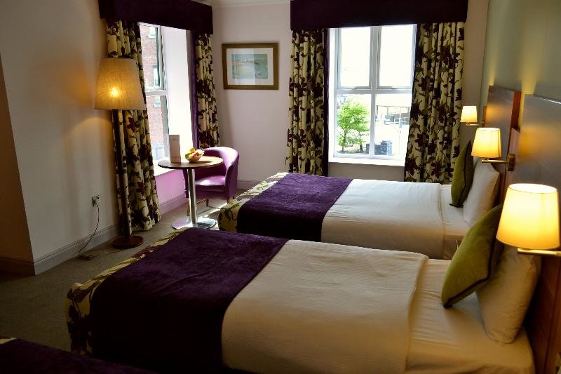 Standard Single Family room Maldron Hotel, Oranmore Galway