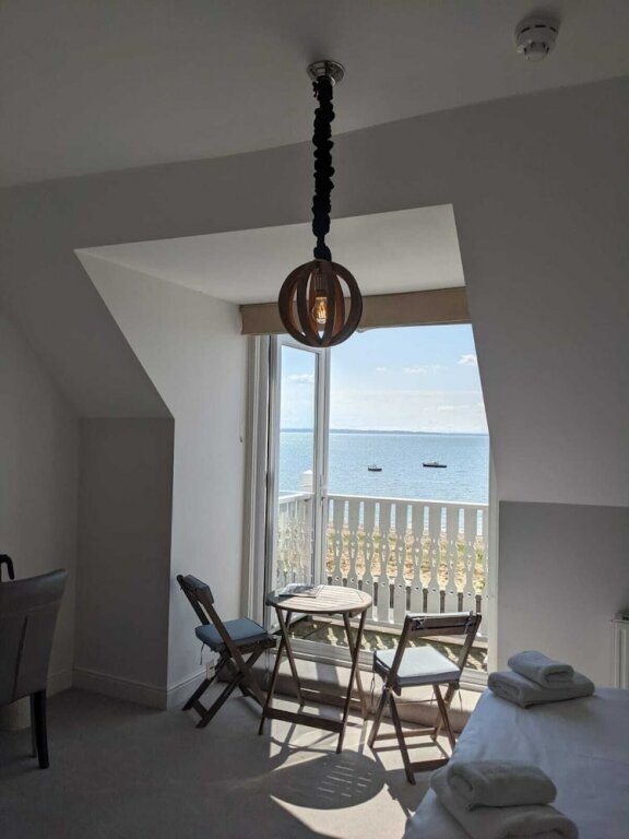 Camera doppia Standard con balcone e con vista mare Beaches Guest House