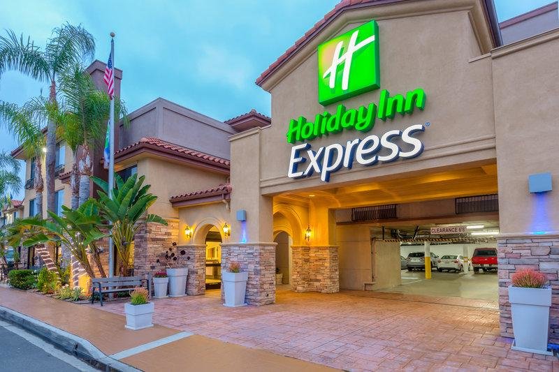 Junior Suite Holiday Inn Express San Diego