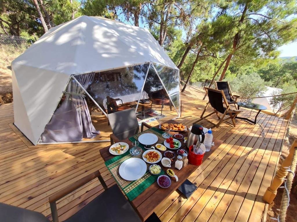 Standard Zimmer Foça Dome Glamping Suits