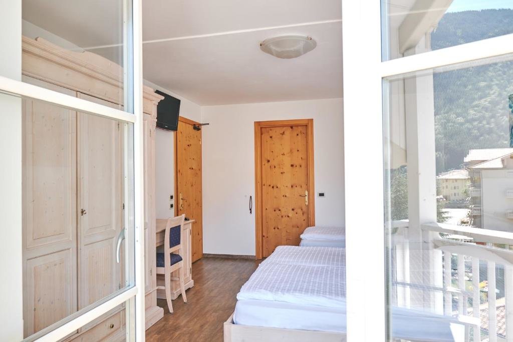 Standard Dreier Zimmer mit Bergblick Hotel Europa