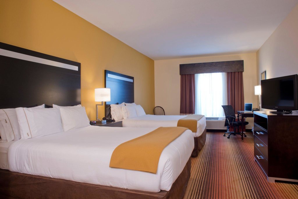 Suite De lujo Holiday Inn Express Hotel & Suites Prattville South, an IHG Hotel