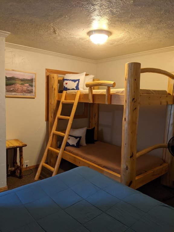 Семейный люкс c 1 комнатой Sundance Motel