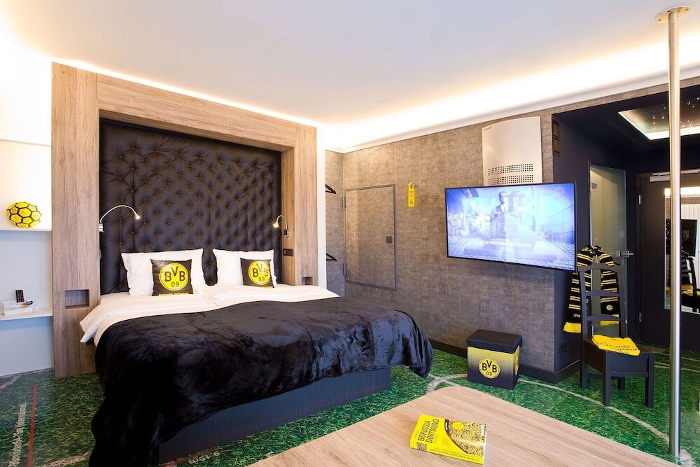 Standard room with balcony stays design Hotel Dortmund