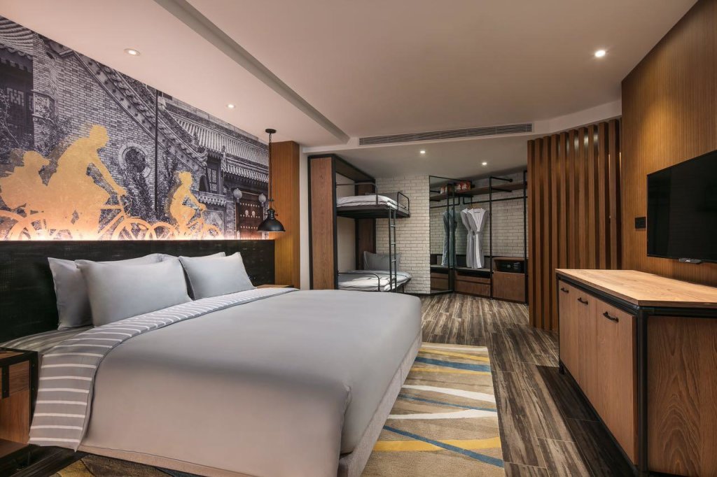 Standard Family room TRYP By Wyndham Hotel Xian