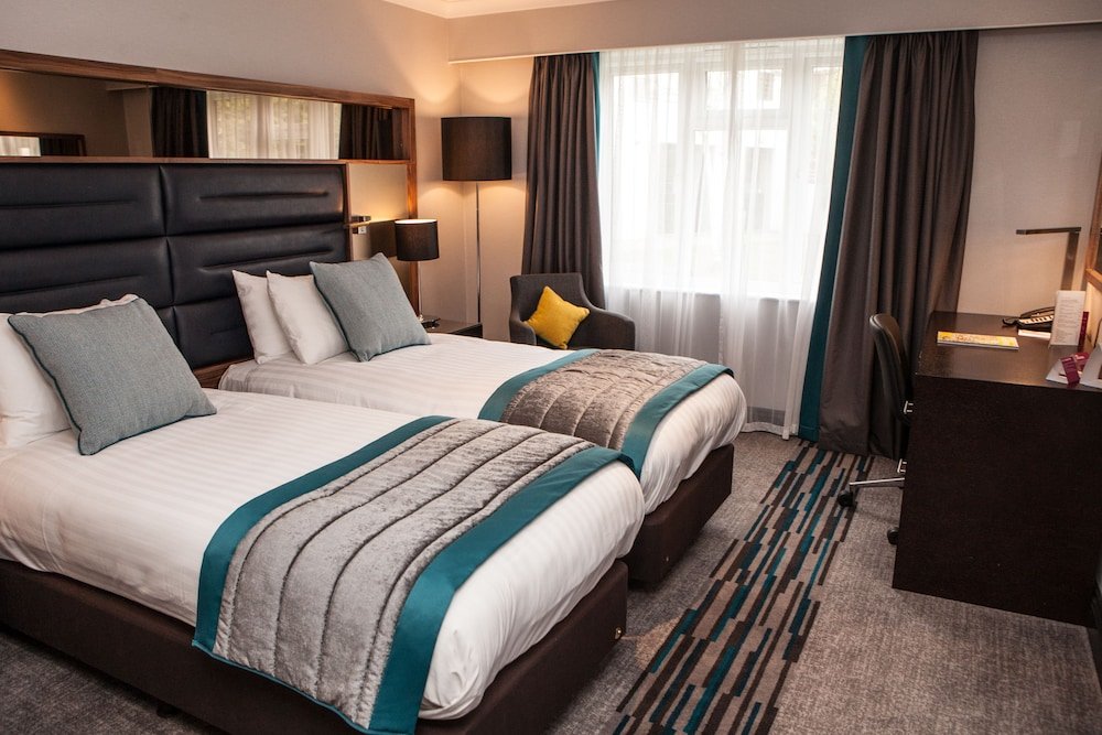 Premium Double room Crowne Plaza Felbridge - Gatwick, an IHG Hotel
