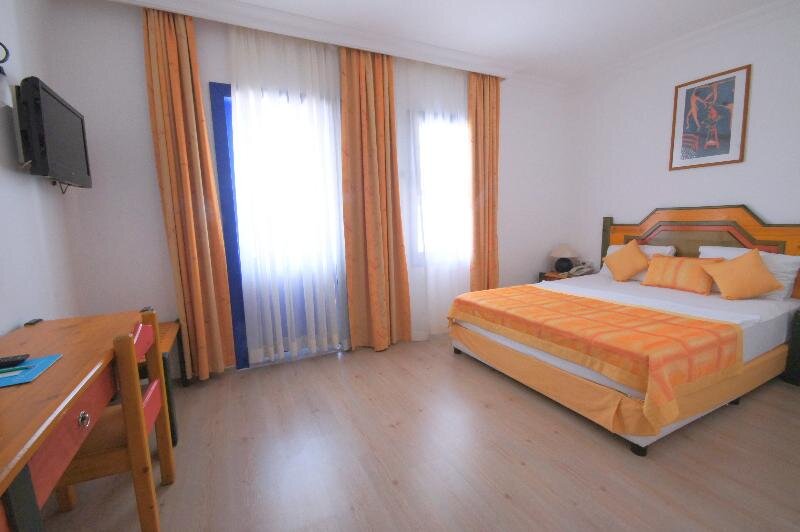 Standard double chambre avec balcon Oludeniz Resort by Z Hotels