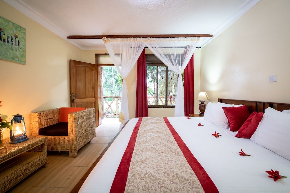 Standard Doppel Zimmer 1 Schlafzimmer mit Blick Crater Safari Lodge