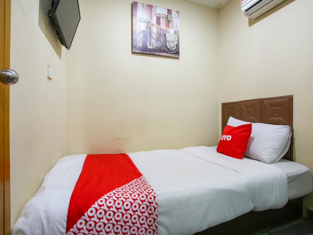 Standard Single room Sassana Hotel