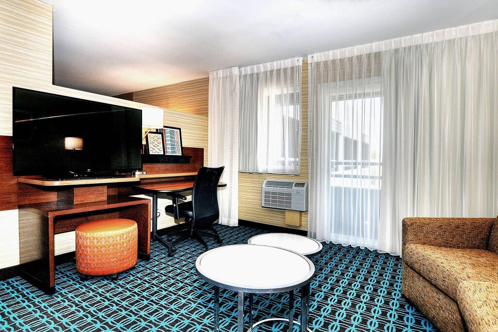 Suite doppia 1 camera da letto con balcone Fairfield Inn & Suites
