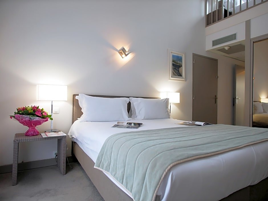 Двухместный номер Premium с балконом Holiday Inn Resort le Touquet, an IHG Hotel