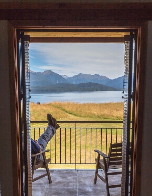 Номер Deluxe с балконом Fiordland Lodge